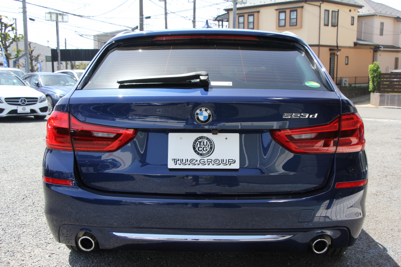 BMW 5シリーズ 523d ﾂｰﾘﾝｸﾞﾗｸﾞｼﾞｭｱﾘｰ 全席ﾋｰﾀｰ黒革 HUD 追従ACC ｽﾃｱﾘﾝｸﾞｻﾎﾟｰﾄ 液晶ﾒｰﾀｰ ﾀｯﾁ画面HDDﾅﾋﾞTV Pｱｼｽﾄﾌﾟﾗｽ 360度ｶﾒﾗ LEDﾍｯﾄﾞﾗｲﾄ ｵｰﾄﾊｲﾋﾞｰﾑ PDC緊急ﾌﾞﾚｰｷ 電動ﾄﾗﾝｸ ｱﾝﾋﾞｴﾝﾄﾗｲﾄ 2年保証