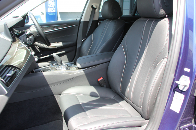 BMW 5シリーズ 523d ﾂｰﾘﾝｸﾞﾗｸﾞｼﾞｭｱﾘｰ 全席ﾋｰﾀｰ黒革 HUD 追従ACC ｽﾃｱﾘﾝｸﾞｻﾎﾟｰﾄ 液晶ﾒｰﾀｰ ﾀｯﾁ画面HDDﾅﾋﾞTV Pｱｼｽﾄﾌﾟﾗｽ 360度ｶﾒﾗ LEDﾍｯﾄﾞﾗｲﾄ ｵｰﾄﾊｲﾋﾞｰﾑ PDC緊急ﾌﾞﾚｰｷ 電動ﾄﾗﾝｸ ｱﾝﾋﾞｴﾝﾄﾗｲﾄ 2年保証