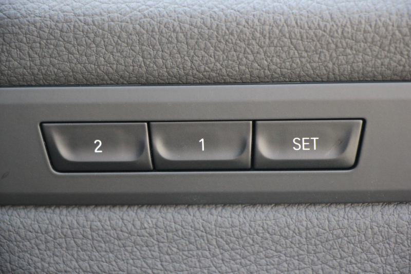 BMW 5シリーズ 523d ﾂｰﾘﾝｸﾞﾗｸﾞｼﾞｭｱﾘｰ 全席ﾋｰﾀｰ黒革 HUD 追従ACC ｽﾃｱﾘﾝｸﾞｻﾎﾟｰﾄ 液晶ﾒｰﾀｰ ﾀｯﾁ画面HDDﾅﾋﾞTV Pｱｼｽﾄﾌﾟﾗｽ 360度ｶﾒﾗ LEDﾍｯﾄﾞﾗｲﾄ ｵｰﾄﾊｲﾋﾞｰﾑ PDC緊急ﾌﾞﾚｰｷ 電動ﾄﾗﾝｸ ｱﾝﾋﾞｴﾝﾄﾗｲﾄ 2年保証