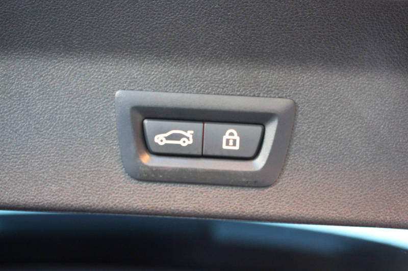 BMW X3 M40d 326馬力 3.0Lﾃﾞｨｰｾﾞﾙﾀｰﾎﾞ全席ﾋｰﾀｰ黒革 後席可倒調整 ﾊｰﾏﾝｶｰﾄﾞﾝ individual21ｲﾝﾁAW 追従ACC HUD 液晶ﾒｰﾀｰ ｽﾃｱﾘﾝｸﾞｻﾎﾟｰﾄ ﾀｯﾁ画面HDDﾅﾋﾞ360度ｶﾒﾗ LEDﾍｯﾄﾞﾗｲﾄ ｵｰﾄﾊｲﾋﾞｰﾑ 専用ﾃﾞﾌ&ﾌﾞﾚｰｷ 2年保証