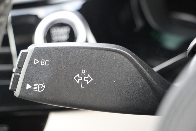 BMW 5シリーズ 523d Mｽﾎﾟｰﾂ ﾊｲﾗｲﾝ ｶﾀﾛｸﾞ燃費21.5Km/L 全席ﾋｰﾀｰ付ｱｲﾎﾞﾘｰﾚｻﾞｰ HUD LEDﾍｯﾄﾞﾗｲﾄ ｵｰﾄﾊｲﾋﾞｰﾑ 追従ACC 液晶ﾒｰﾀｰ ﾀｯﾁ画面HDDﾅﾋﾞTV 360度ｶﾒﾗ 電動ﾄﾗﾝｸ 19AW 専用ｴｱﾛ 衝突軽減ﾌﾞﾚｰｷ ﾊﾟﾄﾞﾙｼﾌﾄ 2年保証