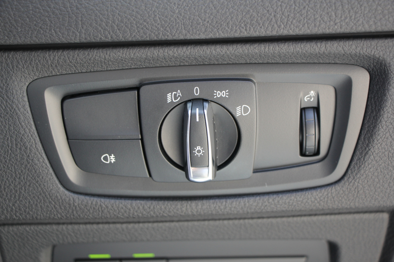 BMW 2シリーズ M240i ｸｰﾍﾟ後期 1ｵｰﾅ ﾌｪｲｽﾘﾌﾄ後 B58新ｴﾝｼﾞﾝ 340馬力 ｼｰﾄﾋｰﾀｰ LEDﾍｯﾄﾞﾗｲﾄ LEDﾃｰﾙ ｱﾀﾞﾌﾟﾃｨﾌﾞMｻｽ ﾀｯﾁ画面HDDﾅﾋﾞPｱｼｽﾄ ﾊﾟﾄﾞﾙｼﾌﾄ 8速AT 18AW ﾌﾞﾚｰｷ付ｸﾙｺﾝ 衝突軽減ﾌﾞﾚｰｷ 車線逸脱警告 歩行者警告 2年保証