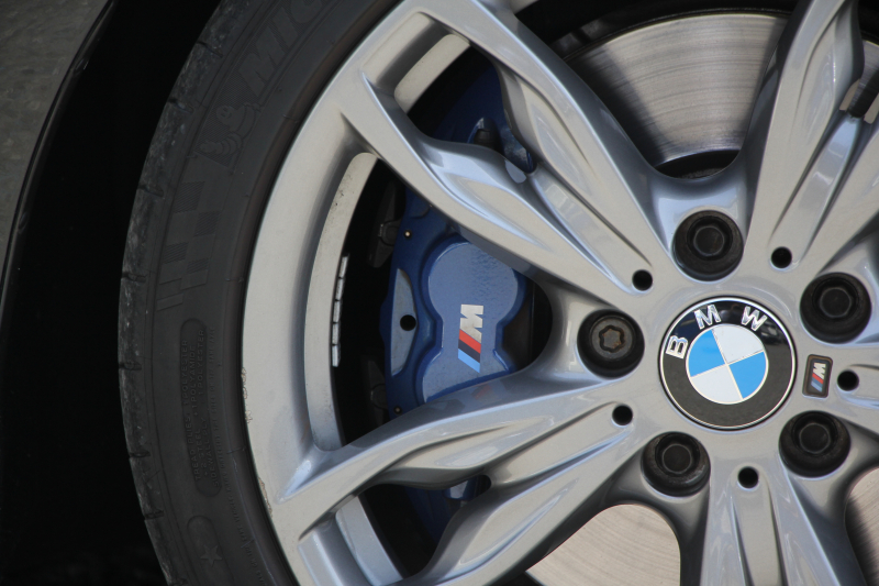 BMW 2シリーズ M240i ｸｰﾍﾟ後期 1ｵｰﾅ ﾌｪｲｽﾘﾌﾄ後 B58新ｴﾝｼﾞﾝ 340馬力 ｼｰﾄﾋｰﾀｰ LEDﾍｯﾄﾞﾗｲﾄ LEDﾃｰﾙ ｱﾀﾞﾌﾟﾃｨﾌﾞMｻｽ ﾀｯﾁ画面HDDﾅﾋﾞPｱｼｽﾄ ﾊﾟﾄﾞﾙｼﾌﾄ 8速AT 18AW ﾌﾞﾚｰｷ付ｸﾙｺﾝ 衝突軽減ﾌﾞﾚｰｷ 車線逸脱警告 歩行者警告 2年保証