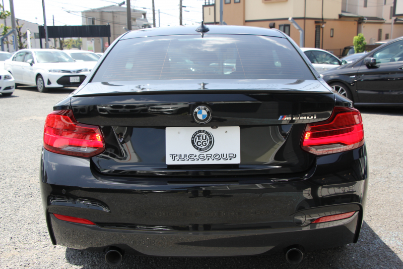 BMW 2シリーズ M240i ｸｰﾍﾟ後期 1ｵｰﾅ ﾌｪｲｽﾘﾌﾄ後 B58新ｴﾝｼﾞﾝ 340馬力 ｼｰﾄﾋｰﾀｰ LEDﾍｯﾄﾞﾗｲﾄ LEDﾃｰﾙ ｱﾀﾞﾌﾟﾃｨﾌﾞMｻｽ ﾀｯﾁ画面HDDﾅﾋﾞPｱｼｽﾄ ﾊﾟﾄﾞﾙｼﾌﾄ 8速AT 18AW ﾌﾞﾚｰｷ付ｸﾙｺﾝ 衝突軽減ﾌﾞﾚｰｷ 車線逸脱警告 歩行者警告 2年保証