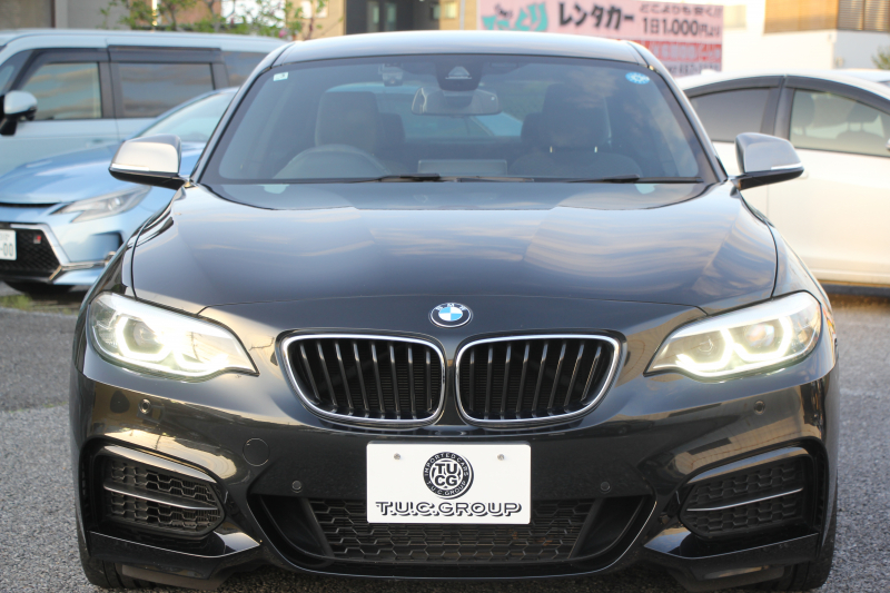 BMW 2シリーズ M240i ｸｰﾍﾟ後期 1ｵｰﾅ ﾌｪｲｽﾘﾌﾄ後 B58新ｴﾝｼﾞﾝ 340馬力 ｼｰﾄﾋｰﾀｰ LEDﾍｯﾄﾞﾗｲﾄ LEDﾃｰﾙ ｱﾀﾞﾌﾟﾃｨﾌﾞMｻｽ ﾀｯﾁ画面HDDﾅﾋﾞPｱｼｽﾄ ﾊﾟﾄﾞﾙｼﾌﾄ 8速AT 18AW ﾌﾞﾚｰｷ付ｸﾙｺﾝ 衝突軽減ﾌﾞﾚｰｷ 車線逸脱警告 歩行者警告 2年保証