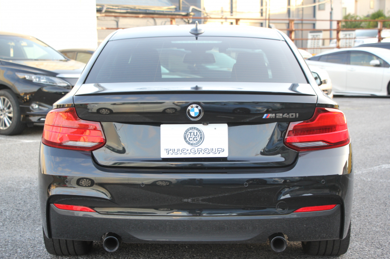 BMW 2シリーズ M240i ｸｰﾍﾟ後期 1ｵｰﾅ ﾌｪｲｽﾘﾌﾄ後 B58新ｴﾝｼﾞﾝ 340馬力 ｼｰﾄﾋｰﾀｰ LEDﾍｯﾄﾞﾗｲﾄ LEDﾃｰﾙ ｱﾀﾞﾌﾟﾃｨﾌﾞMｻｽ ﾀｯﾁ画面HDDﾅﾋﾞPｱｼｽﾄ ﾊﾟﾄﾞﾙｼﾌﾄ 8速AT 18AW ﾌﾞﾚｰｷ付ｸﾙｺﾝ 衝突軽減ﾌﾞﾚｰｷ 車線逸脱警告 歩行者警告 2年保証