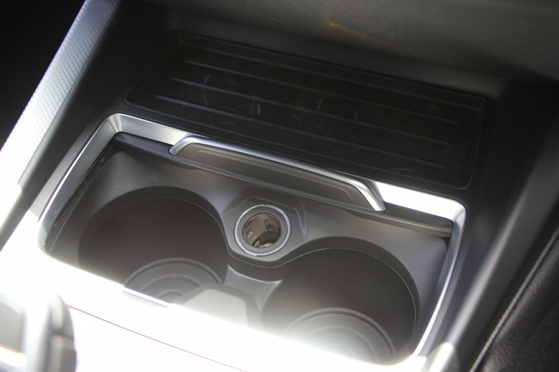 BMW 2シリーズ M240i ｸｰﾍﾟ後期 1ｵｰﾅ ﾌｪｲｽﾘﾌﾄ後 B58新ｴﾝｼﾞﾝ 340馬力 ｼｰﾄﾋｰﾀｰ LEDﾍｯﾄﾞﾗｲﾄ LEDﾃｰﾙ ｱﾀﾞﾌﾟﾃｨﾌﾞMｻｽ ﾀｯﾁ画面HDDﾅﾋﾞPｱｼｽﾄ ﾊﾟﾄﾞﾙｼﾌﾄ 8速AT 18AW ﾌﾞﾚｰｷ付ｸﾙｺﾝ 衝突軽減ﾌﾞﾚｰｷ 車線逸脱警告 歩行者警告 2年保証