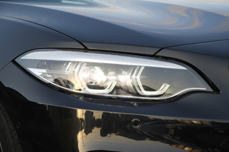 BMW 2シリーズ M240i ｸｰﾍﾟ後期 1ｵｰﾅ ﾌｪｲｽﾘﾌﾄ後 B58新ｴﾝｼﾞﾝ 340馬力 ｼｰﾄﾋｰﾀｰ LEDﾍｯﾄﾞﾗｲﾄ LEDﾃｰﾙ ｱﾀﾞﾌﾟﾃｨﾌﾞMｻｽ ﾀｯﾁ画面HDDﾅﾋﾞPｱｼｽﾄ ﾊﾟﾄﾞﾙｼﾌﾄ 8速AT 18AW ﾌﾞﾚｰｷ付ｸﾙｺﾝ 衝突軽減ﾌﾞﾚｰｷ 車線逸脱警告 歩行者警告 2年保証