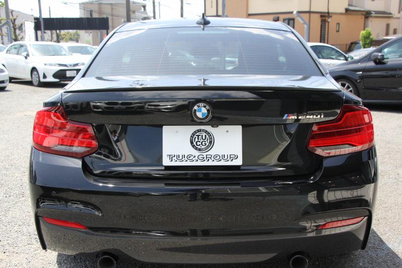 BMW 2シリーズ M240i ｸｰﾍﾟ後期 1ｵｰﾅ ﾌｪｲｽﾘﾌﾄ後 B58新ｴﾝｼﾞﾝ 340馬力 ｼｰﾄﾋｰﾀｰ LEDﾍｯﾄﾞﾗｲﾄ LEDﾃｰﾙ ｱﾀﾞﾌﾟﾃｨﾌﾞMｻｽ ﾀｯﾁ画面HDDﾅﾋﾞPｱｼｽﾄ ﾊﾟﾄﾞﾙｼﾌﾄ 8速AT 18AW ﾌﾞﾚｰｷ付ｸﾙｺﾝ 衝突軽減ﾌﾞﾚｰｷ 車線逸脱警告 歩行者警告 2年保証