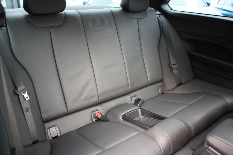 BMW 2シリーズ M240i ｸｰﾍﾟ後期 ﾌｪｲｽﾘﾌﾄ後 6速MT 直6ﾀｰﾎﾞB58ｴﾝｼﾞﾝ ﾋｰﾀｰ黒革 REMUSﾏﾌﾗｰ Mﾊﾟﾌｫｰﾏﾝｽｴｱﾛ&19AW ｱﾀﾞﾌﾟﾃｨﾌﾞMｻｽ LEDﾍｯﾄﾞﾗｲﾄ&ﾃｰﾙ ﾊｰﾏﾝｶｰﾄﾞﾝ 衝突軽減ﾌﾞﾚｰｷ 車線逸脱警告 歩行者警告 ﾀｯﾁ画面HDDﾅﾋﾞPｱｼｽﾄ 2年保証