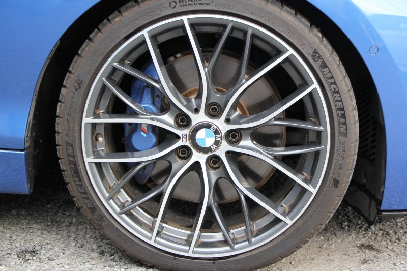 BMW 2シリーズ M240i ｸｰﾍﾟ後期 ﾌｪｲｽﾘﾌﾄ後 6速MT 直6ﾀｰﾎﾞB58ｴﾝｼﾞﾝ ﾋｰﾀｰ黒革 REMUSﾏﾌﾗｰ Mﾊﾟﾌｫｰﾏﾝｽｴｱﾛ&19AW ｱﾀﾞﾌﾟﾃｨﾌﾞMｻｽ LEDﾍｯﾄﾞﾗｲﾄ&ﾃｰﾙ ﾊｰﾏﾝｶｰﾄﾞﾝ 衝突軽減ﾌﾞﾚｰｷ 車線逸脱警告 歩行者警告 ﾀｯﾁ画面HDDﾅﾋﾞPｱｼｽﾄ 2年保証