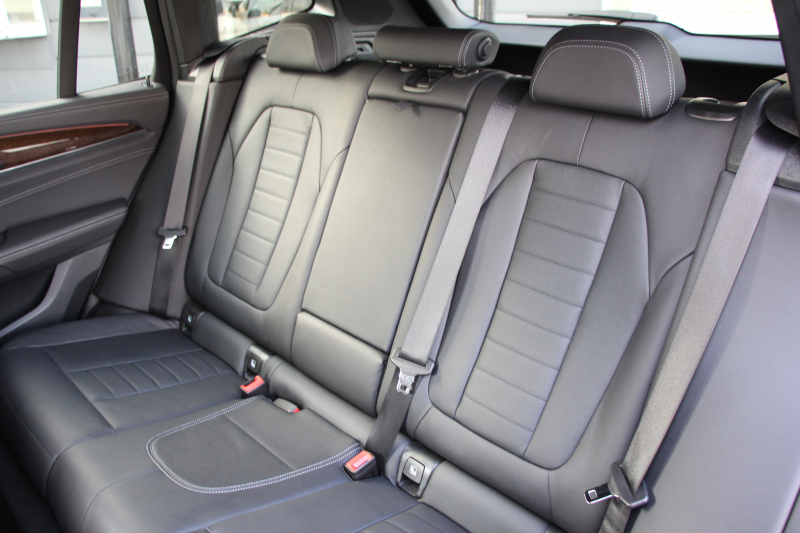 BMW X3 Xdrive20d Mｽﾎﾟｰﾂ ｻｳﾝﾄﾞP 後期 新車保証 全席ﾋｰﾀｰ黒革 ﾊｰﾏﾝｶｰﾄﾞﾝｻﾗｳﾝﾄﾞ渋滞時ﾊﾝｽﾞｵﾌ BMWﾗｲﾌﾞｺｯｸﾋﾟｯﾄ Applecarplay ﾀｯﾁ画面HDDﾅﾋﾞ追従ACC HUD 360度ｶﾒﾗ LEDﾍｯﾄﾞﾗｲﾄ ｱｺｰｽﾃｨｯｸｶﾞﾗｽ 2年保証