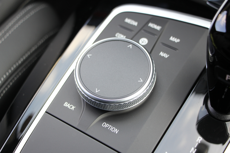 BMW X3 Xdrive20d Mｽﾎﾟｰﾂ ｻｳﾝﾄﾞP 後期 新車保証 全席ﾋｰﾀｰ黒革 ﾊｰﾏﾝｶｰﾄﾞﾝｻﾗｳﾝﾄﾞ渋滞時ﾊﾝｽﾞｵﾌ BMWﾗｲﾌﾞｺｯｸﾋﾟｯﾄ Applecarplay ﾀｯﾁ画面HDDﾅﾋﾞ追従ACC HUD 360度ｶﾒﾗ LEDﾍｯﾄﾞﾗｲﾄ ｱｺｰｽﾃｨｯｸｶﾞﾗｽ 2年保証