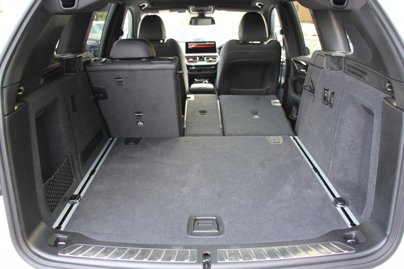 BMW X3 Xdrive20d Mｽﾎﾟｰﾂ ｻｳﾝﾄﾞP 後期 新車保証 全席ﾋｰﾀｰ黒革 ﾊｰﾏﾝｶｰﾄﾞﾝｻﾗｳﾝﾄﾞ渋滞時ﾊﾝｽﾞｵﾌ BMWﾗｲﾌﾞｺｯｸﾋﾟｯﾄ Applecarplay ﾀｯﾁ画面HDDﾅﾋﾞ追従ACC HUD 360度ｶﾒﾗ LEDﾍｯﾄﾞﾗｲﾄ ｱｺｰｽﾃｨｯｸｶﾞﾗｽ 2年保証