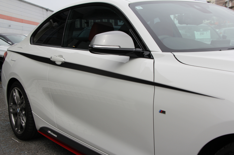 BMW 2シリーズ M240i ｸｰﾍﾟ変更後新ｴﾝｼﾞﾝ B58直6ﾀｰﾎﾞ340馬力 ﾋｰﾀｰ赤革 ｱﾀﾞﾌﾟﾃｨﾌﾞMｻｽ Mspﾌﾞﾚｰｷ MPerformanceｴｱﾛ(ﾌﾛﾝﾄ/ｻｲﾄﾞ/ﾘｱ) 18AW HDDﾅﾋﾞBluetooth接続 Bｶﾒﾗ ﾌﾞﾚｰｷ付ｸﾙｺﾝ 衝突軽減ﾌﾞﾚｰｷ ｽﾏｰﾄｷｰ ﾊﾟﾄﾞﾙｼﾌﾄ 2年保証