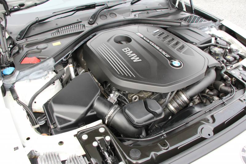 BMW 2シリーズ M240i ｸｰﾍﾟ変更後新ｴﾝｼﾞﾝ B58直6ﾀｰﾎﾞ340馬力 ﾋｰﾀｰ赤革 ｱﾀﾞﾌﾟﾃｨﾌﾞMｻｽ Mspﾌﾞﾚｰｷ MPerformanceｴｱﾛ(ﾌﾛﾝﾄ/ｻｲﾄﾞ/ﾘｱ) 18AW HDDﾅﾋﾞBluetooth接続 Bｶﾒﾗ ﾌﾞﾚｰｷ付ｸﾙｺﾝ 衝突軽減ﾌﾞﾚｰｷ ｽﾏｰﾄｷｰ ﾊﾟﾄﾞﾙｼﾌﾄ 2年保証