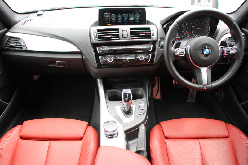 BMW 2シリーズ M240i ｸｰﾍﾟ変更後新ｴﾝｼﾞﾝ B58直6ﾀｰﾎﾞ340馬力 ﾋｰﾀｰ赤革 ｱﾀﾞﾌﾟﾃｨﾌﾞMｻｽ Mspﾌﾞﾚｰｷ MPerformanceｴｱﾛ(ﾌﾛﾝﾄ/ｻｲﾄﾞ/ﾘｱ) 18AW HDDﾅﾋﾞBluetooth接続 Bｶﾒﾗ ﾌﾞﾚｰｷ付ｸﾙｺﾝ 衝突軽減ﾌﾞﾚｰｷ ｽﾏｰﾄｷｰ ﾊﾟﾄﾞﾙｼﾌﾄ 2年保証