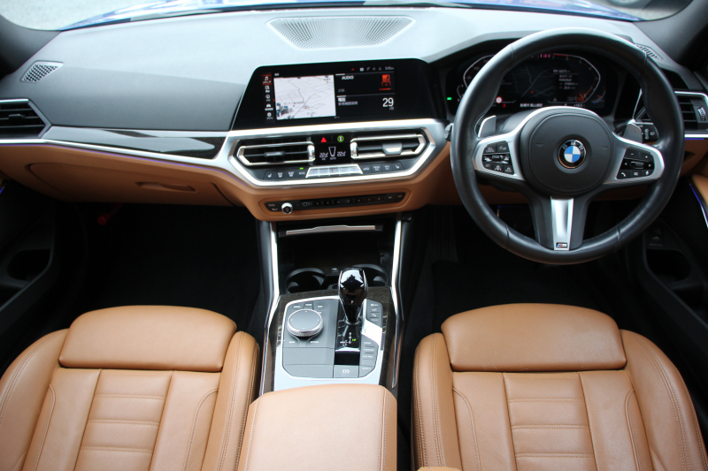 BMW 3シリーズ 320i ﾂｰﾘﾝｸﾞMｽﾎﾟｰﾂ ﾊｲﾗｲﾝ ｺﾝﾌｫｰﾄP ｺﾆｬｯｸﾚｻﾞｰ 追従ACC 渋滞ﾊﾝｽﾞｵﾌ 360度ｶﾒﾗ ﾌﾙｾｸﾞTV ｱｯﾌﾟﾙｶｰﾌﾟﾚｲ ﾀｯﾁ画面HDDﾅﾋﾞLEDﾍｯﾄﾞﾗｲﾄ ｵｰﾄﾊｲﾋﾞｰﾑ 電動ﾄﾗﾝｸ Hi-fiｽﾋﾟｰｶｰ ｼｰﾄﾋｰﾀｰ ｱﾝﾋﾞｴﾝﾄﾗｲﾄ PDC緊急ﾌﾞﾚｰｷ 2年保証
