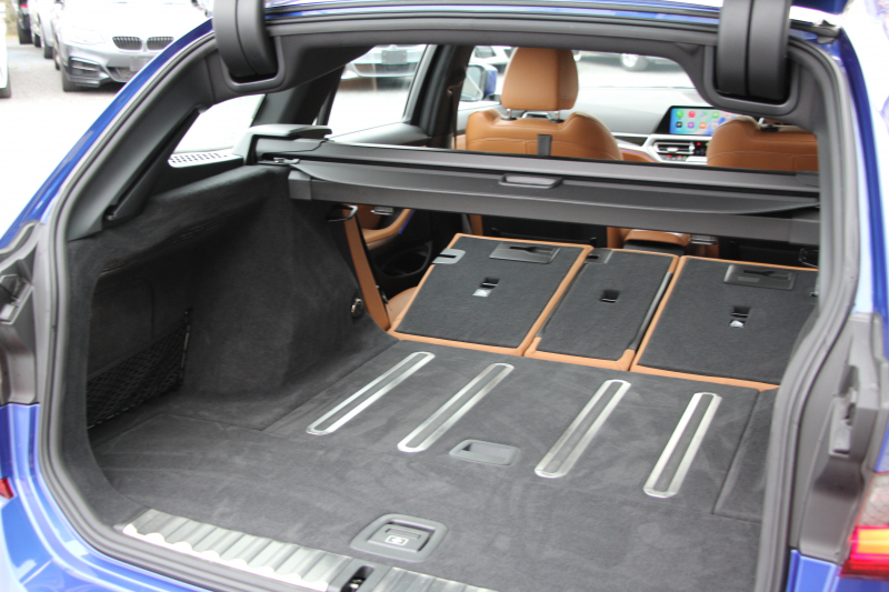 BMW 3シリーズ 320i ﾂｰﾘﾝｸﾞMｽﾎﾟｰﾂ ﾊｲﾗｲﾝ ｺﾝﾌｫｰﾄP ｺﾆｬｯｸﾚｻﾞｰ 追従ACC 渋滞ﾊﾝｽﾞｵﾌ 360度ｶﾒﾗ ﾌﾙｾｸﾞTV ｱｯﾌﾟﾙｶｰﾌﾟﾚｲ ﾀｯﾁ画面HDDﾅﾋﾞLEDﾍｯﾄﾞﾗｲﾄ ｵｰﾄﾊｲﾋﾞｰﾑ 電動ﾄﾗﾝｸ Hi-fiｽﾋﾟｰｶｰ ｼｰﾄﾋｰﾀｰ ｱﾝﾋﾞｴﾝﾄﾗｲﾄ PDC緊急ﾌﾞﾚｰｷ 2年保証