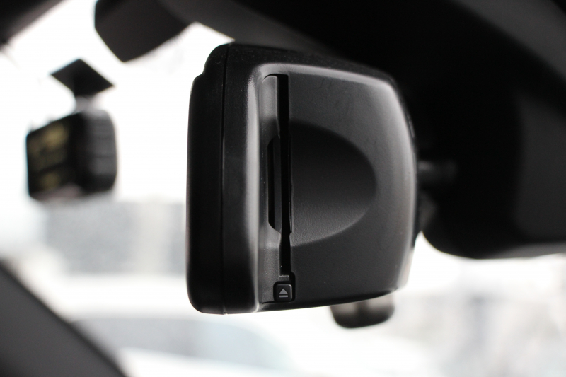 BMW 2シリーズ M235i ｸｰﾍﾟ直6ﾀｰﾎﾞ326馬力 ｱﾀﾞﾌﾟﾃｨﾌﾞMｻｽ 専用ﾌﾞﾚｰｷ Bｶﾒﾗ&ﾘｱ障害物ｿﾅｰ 衝突軽減ﾌﾞﾚｰｷ 車線逸脱警告 歩行者警告 ﾌﾞﾚｰｷ付ｸﾙｺﾝ 左右独立ｵｰﾄｴｱｺﾝ HDDﾅﾋﾞBluetooth接続 18AW ﾊﾟﾄﾞﾙｼﾌﾄ 2年保証