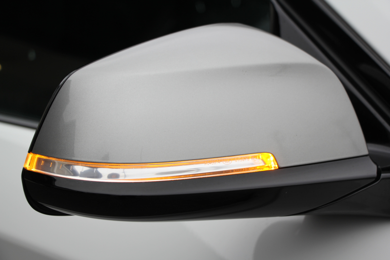 BMW 2シリーズ M235i ｸｰﾍﾟ直6ﾀｰﾎﾞ326馬力 ｱﾀﾞﾌﾟﾃｨﾌﾞMｻｽ 専用ﾌﾞﾚｰｷ Bｶﾒﾗ&ﾘｱ障害物ｿﾅｰ 衝突軽減ﾌﾞﾚｰｷ 車線逸脱警告 歩行者警告 ﾌﾞﾚｰｷ付ｸﾙｺﾝ 左右独立ｵｰﾄｴｱｺﾝ HDDﾅﾋﾞBluetooth接続 18AW ﾊﾟﾄﾞﾙｼﾌﾄ 2年保証