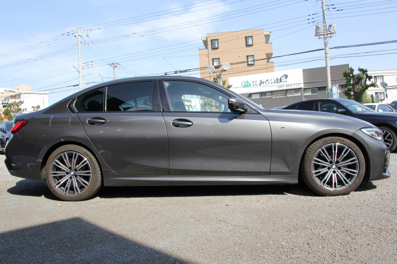 BMW 3シリーズ 330i Mｽﾎﾟｰﾂ ｺﾝﾌｫｰﾄP ☆GW期間中限定掲載☆高出力 258馬力 追従ACC 渋滞時ﾊﾝｽﾞｵﾌ 360度ｶﾒﾗ Pｱｼｽﾄﾌﾟﾗｽ LEDﾍｯﾄﾞﾗｲﾄ ｵｰﾄﾊｲﾋﾞｰﾑ Mｽﾎﾟｰﾂﾌﾞﾚｰｷ ｼｰﾄﾋｰﾀｰ ﾀｯﾁ画面HDDﾅﾋﾞｱｯﾌﾟﾙｶｰﾌﾟﾚｲ 電動ﾄﾗﾝｸ ﾜｲﾔﾚｽ充電 2年保証