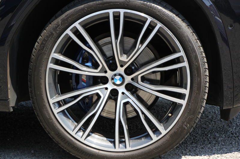 BMW X3 M40i ｾﾚｸﾄP ﾌｧｽﾄﾄﾗｯｸP 387馬力 直6ｶﾞｿﾘﾝﾀｰﾎﾞﾊﾟﾉﾗﾏｻﾝﾙｰﾌ ﾊｰﾏﾝｶｰﾄﾞﾝｻｳﾝﾄﾞ全席ﾋｰﾀｰ茶革 Mｽﾎﾟｰﾂｼｰﾄ ｱﾀﾞﾌﾟﾃｨﾌﾞMｻｽ Mｼｰﾄﾍﾞﾙﾄ Individual21AW BMWﾗｲﾌﾞｺｯｸﾋﾟｯﾄﾞ360度ｶﾒﾗ ﾀｯﾁ画面HDDﾅﾋﾞTV ｱｯﾌﾟﾙｶｰﾌﾟﾚｲ 2年保証