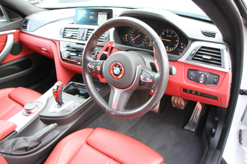 BMW 4シリーズ 420i ｸﾞﾗﾝｸｰﾍﾟMｽﾎﾟｰﾂ 後期 ﾋｰﾀｰ赤革 追従ACC 液晶ﾒｰﾀｰ LEDﾍｯﾄﾞﾗｲﾄ&ﾃｰﾙ ｺﾝﾍﾟﾃｨｼｮﾝﾙｯｸ19AW ﾀｯﾁ画面HDDﾅﾋﾞTV  衝突軽減ﾌﾞﾚｰｷ 車線逸脱警告 歩行者警告 電動ﾘｱｹﾞｰﾄ H&Rﾀﾞｳﾝｻｽ 2年保証