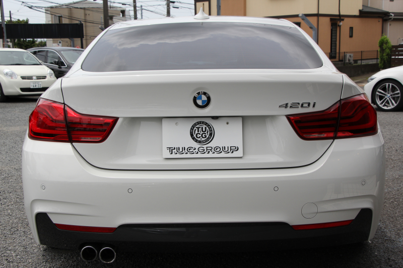 BMW 4シリーズ 420i ｸﾞﾗﾝｸｰﾍﾟMｽﾎﾟｰﾂ 後期 ﾋｰﾀｰ赤革 追従ACC 液晶ﾒｰﾀｰ LEDﾍｯﾄﾞﾗｲﾄ&ﾃｰﾙ ｺﾝﾍﾟﾃｨｼｮﾝﾙｯｸ19AW ﾀｯﾁ画面HDDﾅﾋﾞTV  衝突軽減ﾌﾞﾚｰｷ 車線逸脱警告 歩行者警告 電動ﾘｱｹﾞｰﾄ H&Rﾀﾞｳﾝｻｽ 2年保証