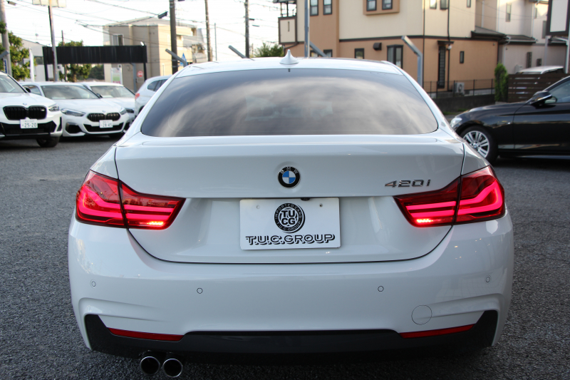 BMW 4シリーズ 420i ｸﾞﾗﾝｸｰﾍﾟMｽﾎﾟｰﾂ 後期 ﾋｰﾀｰ赤革 追従ACC 液晶ﾒｰﾀｰ LEDﾍｯﾄﾞﾗｲﾄ&ﾃｰﾙ ｺﾝﾍﾟﾃｨｼｮﾝﾙｯｸ19AW ﾀｯﾁ画面HDDﾅﾋﾞTV  衝突軽減ﾌﾞﾚｰｷ 車線逸脱警告 歩行者警告 電動ﾘｱｹﾞｰﾄ H&Rﾀﾞｳﾝｻｽ 2年保証