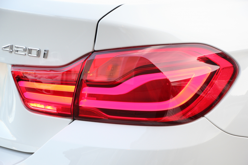 BMW 4シリーズ 420i ｸﾞﾗﾝｸｰﾍﾟMｽﾎﾟｰﾂ 後期 ﾋｰﾀｰ赤革 追従ACC 液晶ﾒｰﾀｰ LEDﾍｯﾄﾞﾗｲﾄ&ﾃｰﾙ ｺﾝﾍﾟﾃｨｼｮﾝﾙｯｸ19AW ﾀｯﾁ画面HDDﾅﾋﾞTV  衝突軽減ﾌﾞﾚｰｷ 車線逸脱警告 歩行者警告 電動ﾘｱｹﾞｰﾄ H&Rﾀﾞｳﾝｻｽ 2年保証