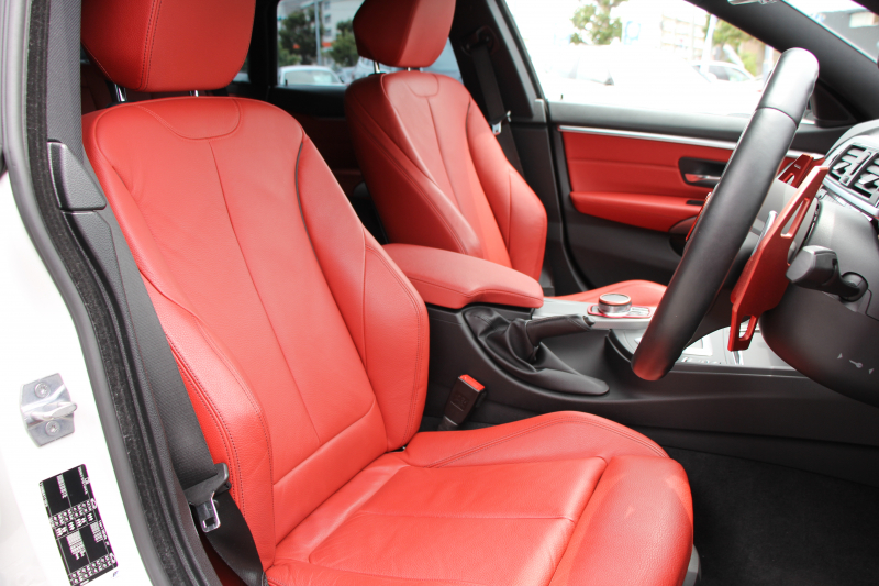 BMW 4シリーズ 420i ｸﾞﾗﾝｸｰﾍﾟMｽﾎﾟｰﾂ 後期 ﾋｰﾀｰ赤革 追従ACC 液晶ﾒｰﾀｰ LEDﾍｯﾄﾞﾗｲﾄ&ﾃｰﾙ ｺﾝﾍﾟﾃｨｼｮﾝﾙｯｸ19AW ﾀｯﾁ画面HDDﾅﾋﾞTV  衝突軽減ﾌﾞﾚｰｷ 車線逸脱警告 歩行者警告 電動ﾘｱｹﾞｰﾄ H&Rﾀﾞｳﾝｻｽ 2年保証