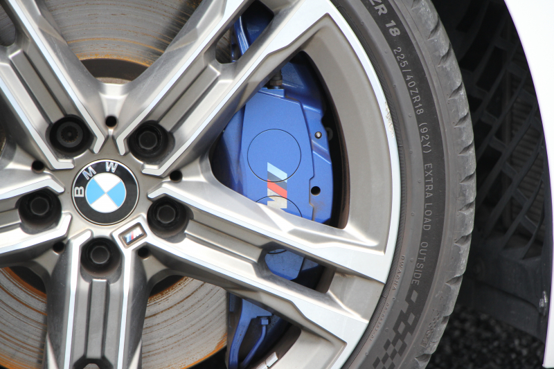 BMW 2シリーズ M235i Xdrive ｸﾞﾗﾝｸｰﾍﾟｾﾚｸﾄP 306馬力 4WD ｼｰﾄﾋｰﾀｰ Mｽﾎﾟｰﾂｼｰﾄ Mｼｰﾄﾍﾞﾙﾄ ｱﾀﾞﾌﾟﾃｨﾌﾞｻｽ Hifiｽﾋﾟｰｶｰ 追従ACC LEDﾍｯﾄﾞﾗｲﾄ 専用18AW Mspﾌﾞﾚｰｷ Applecarplay ﾀｯﾁ画面HDDﾅﾋﾞPｱｼｽﾄ ﾜｲﾔﾚｽ充電 2年保証