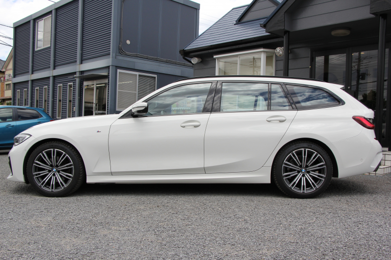 BMW 3シリーズ 320d Xdrive ﾂｰﾘﾝｸﾞMｽﾎﾟｰﾂ ｲﾉﾍﾞｰｼｮﾝP 4WD ﾚｰｻﾞｰﾗｲﾄ HUD ｼﾞｪｽﾁｬｰC Pｱｼｽﾄﾌﾟﾗｽ 360度ｶﾒﾗ ｼｰﾄﾋｰﾀｰ BMWﾗｲﾌﾞｺｯｸﾋﾟｯﾄﾞﾀｯﾁ画面HDDﾅﾋﾞApplecarplay ﾜｲﾔﾚｽ充電 LEDﾍｯﾄﾞﾗｲﾄ ｵｰﾄﾊｲﾋﾞｰﾑ 追従ACC 電動ﾄﾗﾝｸ ﾊｰﾌﾚｻﾞｰ 2年保証