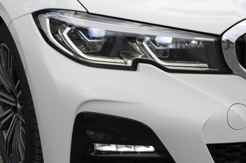 BMW 3シリーズ 320d Xdrive ﾂｰﾘﾝｸﾞMｽﾎﾟｰﾂ ｲﾉﾍﾞｰｼｮﾝP 4WD ﾚｰｻﾞｰﾗｲﾄ HUD ｼﾞｪｽﾁｬｰC Pｱｼｽﾄﾌﾟﾗｽ 360度ｶﾒﾗ ｼｰﾄﾋｰﾀｰ BMWﾗｲﾌﾞｺｯｸﾋﾟｯﾄﾞﾀｯﾁ画面HDDﾅﾋﾞApplecarplay ﾜｲﾔﾚｽ充電 LEDﾍｯﾄﾞﾗｲﾄ ｵｰﾄﾊｲﾋﾞｰﾑ 追従ACC 電動ﾄﾗﾝｸ ﾊｰﾌﾚｻﾞｰ 2年保証