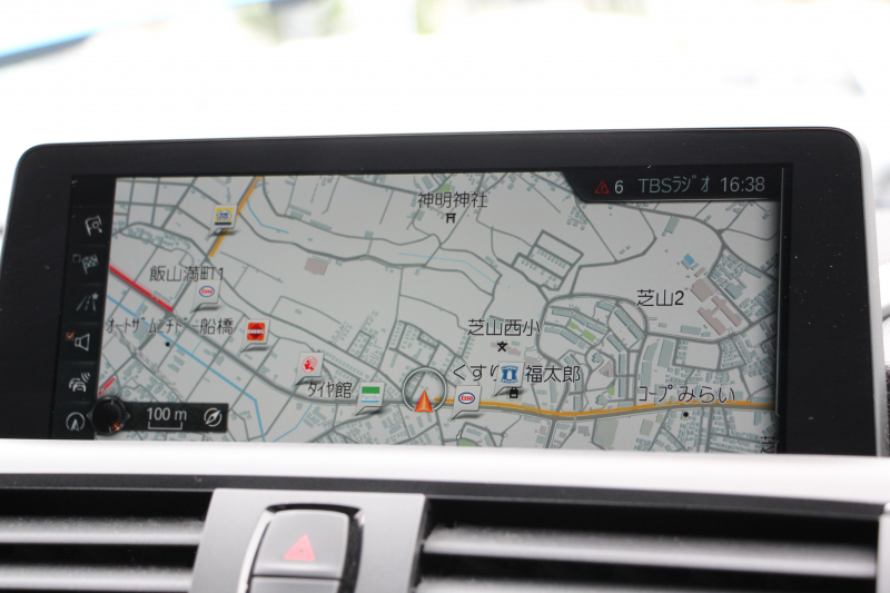 BMW Mシリーズ M2 ｸｰﾍﾟMDCT ﾋｰﾀｰ黒革 370馬力 直6ﾀｰﾎﾞ7速DCT ﾊｰﾏﾝｶｰﾄﾞﾝ ﾀｯﾁﾊﾟｯﾄﾞ対応HDDﾅﾋﾞBｶﾒﾗ 専用19AW 衝突軽減ﾌﾞﾚｰｷ 車線逸脱警告 歩行者警告 ﾌﾞﾚｰｷ付ｸﾙｺﾝ ｽﾏｰﾄｷｰ ｶｰﾎﾞﾝｲﾝﾃﾘｱﾄﾘﾑ ﾊﾟﾄﾞﾙｼﾌﾄ 2年保証