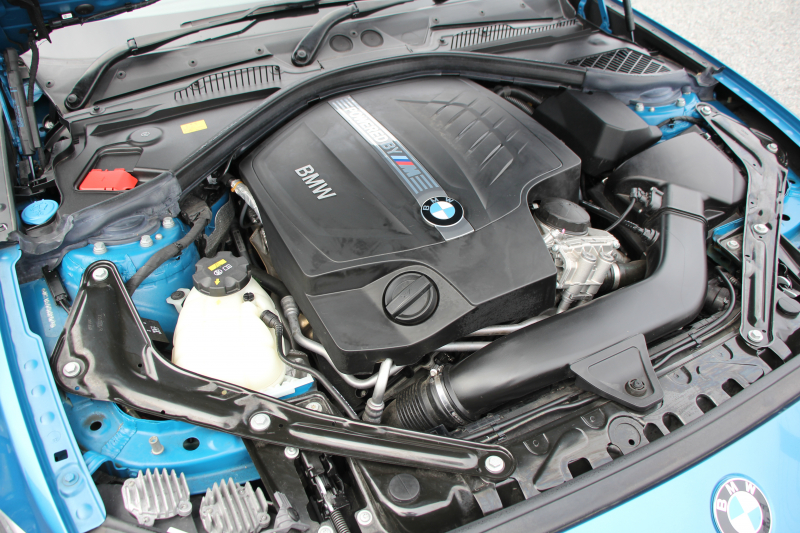 BMW Mシリーズ M2 ｸｰﾍﾟMDCT ﾋｰﾀｰ黒革 370馬力 直6ﾀｰﾎﾞ7速DCT ﾊｰﾏﾝｶｰﾄﾞﾝ ﾀｯﾁﾊﾟｯﾄﾞ対応HDDﾅﾋﾞBｶﾒﾗ 専用19AW 衝突軽減ﾌﾞﾚｰｷ 車線逸脱警告 歩行者警告 ﾌﾞﾚｰｷ付ｸﾙｺﾝ ｽﾏｰﾄｷｰ ｶｰﾎﾞﾝｲﾝﾃﾘｱﾄﾘﾑ ﾊﾟﾄﾞﾙｼﾌﾄ 2年保証