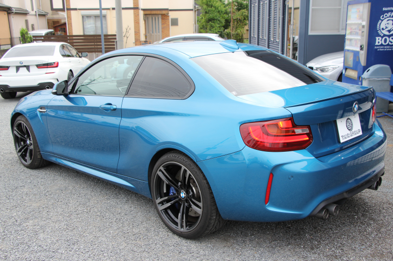BMW Mシリーズ M2 ｸｰﾍﾟMDCT ﾋｰﾀｰ黒革 370馬力 直6ﾀｰﾎﾞ7速DCT ﾊｰﾏﾝｶｰﾄﾞﾝ ﾀｯﾁﾊﾟｯﾄﾞ対応HDDﾅﾋﾞBｶﾒﾗ 専用19AW 衝突軽減ﾌﾞﾚｰｷ 車線逸脱警告 歩行者警告 ﾌﾞﾚｰｷ付ｸﾙｺﾝ ｽﾏｰﾄｷｰ ｶｰﾎﾞﾝｲﾝﾃﾘｱﾄﾘﾑ ﾊﾟﾄﾞﾙｼﾌﾄ 2年保証