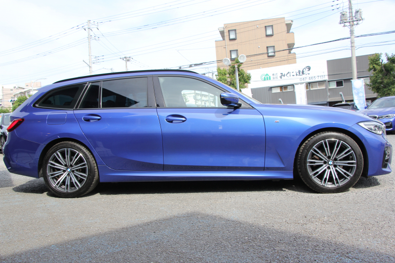 BMW 3シリーズ 320d Xdrive ﾂｰﾘﾝｸﾞMｽﾎﾟｰﾂ ｺﾝﾌｫｰﾄP 追従ACC 渋滞ﾊﾝｽﾞｵﾌ ｼｰﾄﾋｰﾀｰ LEDﾍｯﾄﾞﾗｲﾄ ｵｰﾄﾊｲﾋﾞｰﾑ ｱｯﾌﾟﾙｶｰﾌﾟﾚｲ ﾌﾙｾｸﾞTV ﾀｯﾁ画面HDDﾅﾋﾞPｱｼｽﾄ 専用ｴｱﾛ ﾊﾟﾄﾞﾙｼﾌﾄ 電動ﾄﾗﾝｸ ﾊｰﾌﾚｻﾞｰ 2年保証