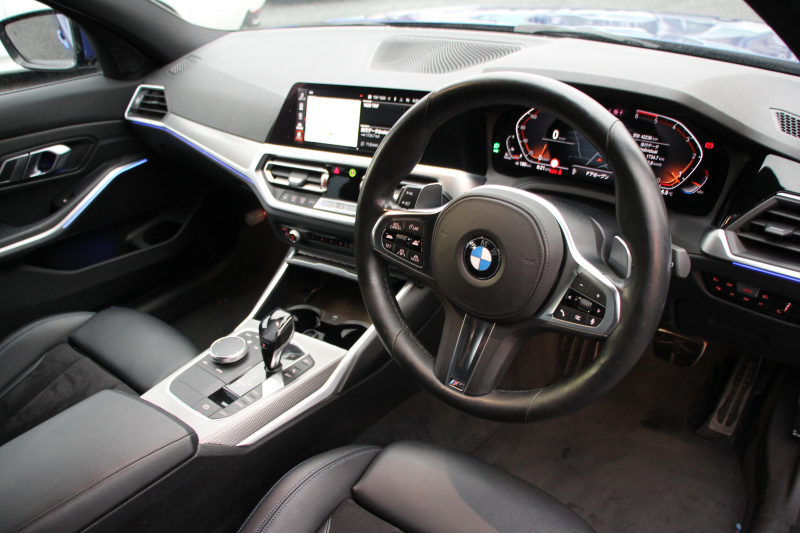BMW 3シリーズ 320d Xdrive ﾂｰﾘﾝｸﾞMｽﾎﾟｰﾂ ｺﾝﾌｫｰﾄP 追従ACC 渋滞ﾊﾝｽﾞｵﾌ ｼｰﾄﾋｰﾀｰ LEDﾍｯﾄﾞﾗｲﾄ ｵｰﾄﾊｲﾋﾞｰﾑ ｱｯﾌﾟﾙｶｰﾌﾟﾚｲ ﾌﾙｾｸﾞTV ﾀｯﾁ画面HDDﾅﾋﾞPｱｼｽﾄ 専用ｴｱﾛ ﾊﾟﾄﾞﾙｼﾌﾄ 電動ﾄﾗﾝｸ ﾊｰﾌﾚｻﾞｰ 2年保証