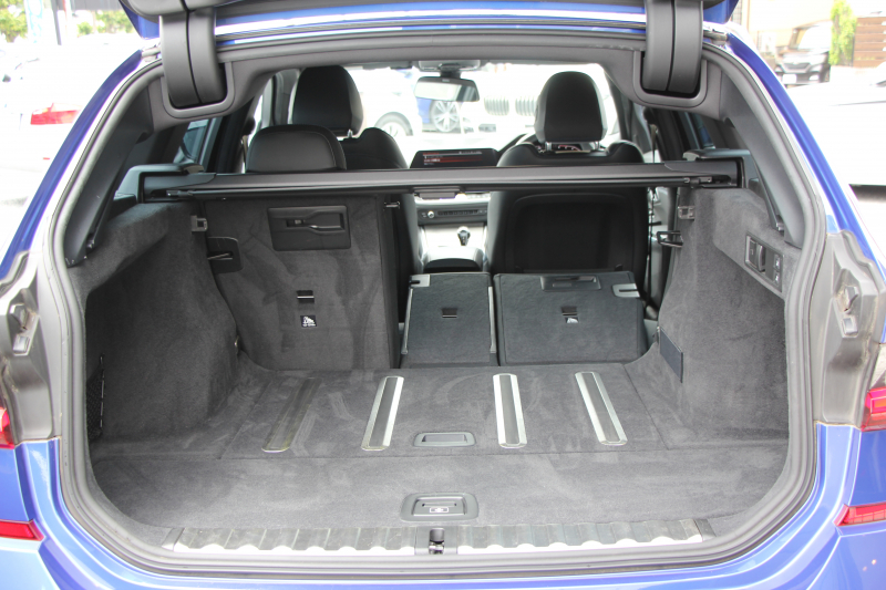 BMW 3シリーズ 320d Xdrive ﾂｰﾘﾝｸﾞMｽﾎﾟｰﾂ ｺﾝﾌｫｰﾄP 追従ACC 渋滞ﾊﾝｽﾞｵﾌ ｼｰﾄﾋｰﾀｰ LEDﾍｯﾄﾞﾗｲﾄ ｵｰﾄﾊｲﾋﾞｰﾑ ｱｯﾌﾟﾙｶｰﾌﾟﾚｲ ﾌﾙｾｸﾞTV ﾀｯﾁ画面HDDﾅﾋﾞPｱｼｽﾄ 専用ｴｱﾛ ﾊﾟﾄﾞﾙｼﾌﾄ 電動ﾄﾗﾝｸ ﾊｰﾌﾚｻﾞｰ 2年保証