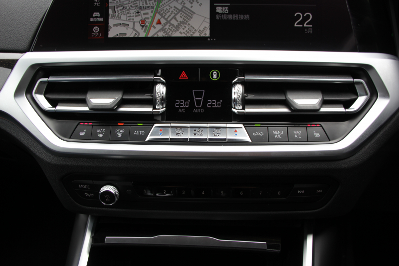 BMW 3シリーズ 320d Xdrive Mｽﾎﾟｰﾂ ﾃﾞﾋﾞｭｰP ｺﾝﾌｫｰﾄP 4WD ﾋｰﾀｰ黒革 専用ﾌﾞﾙｰｽﾃｯﾁ 19AW LEDﾍｯﾄﾞﾗｲﾄ 追従ACC ｽﾃｱﾘﾝｸﾞｻﾎﾟｰﾄ ｱｯﾌﾟﾙｶｰﾌﾟﾚｲ ﾀｯﾁ画面HDDﾅﾋﾞBMWﾗｲﾌﾞｺｯｸﾋﾟｯﾄﾞ電動ﾘｱｹﾞｰﾄ Hi-fiｽﾋﾟｰｶｰ ｱﾝﾋﾞｴﾝﾝﾄﾗｲﾄ 2年保証