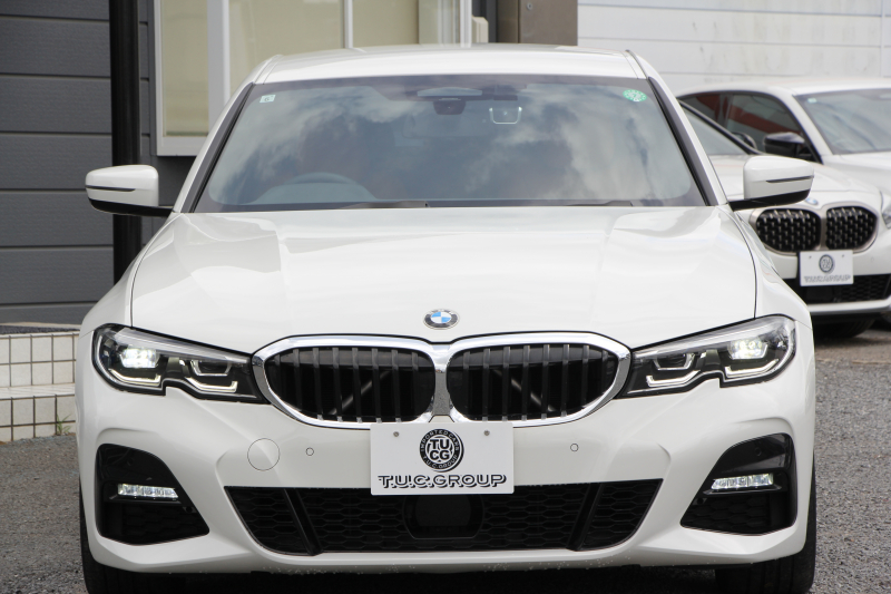 BMW 3シリーズ 320i Mｽﾎﾟｰﾂ ﾊｲﾗｲﾝ ｺﾝﾌｫｰﾄP ｺﾆｬｯｸﾚｻﾞｰ ｼｰﾄﾋｰﾀｰ 追従ACC 渋滞ﾊﾝｽﾞｵﾌ 電動ﾄﾗﾝｸ Hi-fiｽﾋﾟｰｶｰ ｽﾃｱﾘﾝｸﾞｻﾎﾟｰﾄ ﾀｯﾁ画面HDDﾅﾋﾞｱｯﾌﾟﾙｶｰﾌﾟﾚｲ LEDﾍｯﾄﾞﾗｲﾄ ｵｰﾄﾊｲﾋﾞｰﾑ 専用ｴｱﾛ ﾜｲﾔﾚｽ充電 ｱｸﾃｨﾌﾞPDC緊急ﾌﾞﾚｰｷ 2年保証