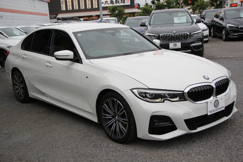 BMW 3シリーズ 320i Mｽﾎﾟｰﾂ ﾊｲﾗｲﾝ ｺﾝﾌｫｰﾄP ｺﾆｬｯｸﾚｻﾞｰ ｼｰﾄﾋｰﾀｰ 追従ACC 渋滞ﾊﾝｽﾞｵﾌ 電動ﾄﾗﾝｸ Hi-fiｽﾋﾟｰｶｰ ｽﾃｱﾘﾝｸﾞｻﾎﾟｰﾄ ﾀｯﾁ画面HDDﾅﾋﾞｱｯﾌﾟﾙｶｰﾌﾟﾚｲ LEDﾍｯﾄﾞﾗｲﾄ ｵｰﾄﾊｲﾋﾞｰﾑ 専用ｴｱﾛ ﾜｲﾔﾚｽ充電 ｱｸﾃｨﾌﾞPDC緊急ﾌﾞﾚｰｷ 2年保証