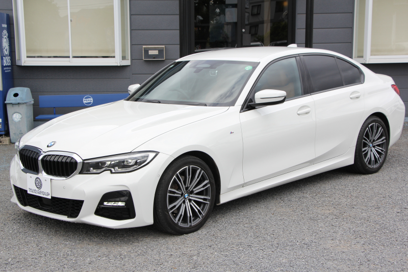 BMW 3シリーズ 320i Mｽﾎﾟｰﾂ ﾊｲﾗｲﾝ ｺﾝﾌｫｰﾄP ｺﾆｬｯｸﾚｻﾞｰ ｼｰﾄﾋｰﾀｰ 追従ACC 渋滞ﾊﾝｽﾞｵﾌ 電動ﾄﾗﾝｸ Hi-fiｽﾋﾟｰｶｰ ｽﾃｱﾘﾝｸﾞｻﾎﾟｰﾄ ﾀｯﾁ画面HDDﾅﾋﾞｱｯﾌﾟﾙｶｰﾌﾟﾚｲ LEDﾍｯﾄﾞﾗｲﾄ ｵｰﾄﾊｲﾋﾞｰﾑ 専用ｴｱﾛ ﾜｲﾔﾚｽ充電 ｱｸﾃｨﾌﾞPDC緊急ﾌﾞﾚｰｷ 2年保証