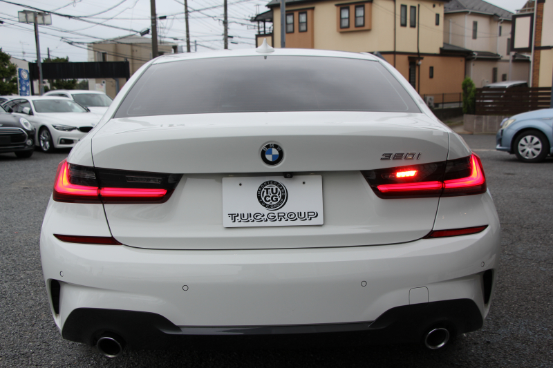 BMW 3シリーズ 320i Mｽﾎﾟｰﾂ ﾊｲﾗｲﾝ ｺﾝﾌｫｰﾄP ｺﾆｬｯｸﾚｻﾞｰ ｼｰﾄﾋｰﾀｰ 追従ACC 渋滞ﾊﾝｽﾞｵﾌ 電動ﾄﾗﾝｸ Hi-fiｽﾋﾟｰｶｰ ｽﾃｱﾘﾝｸﾞｻﾎﾟｰﾄ ﾀｯﾁ画面HDDﾅﾋﾞｱｯﾌﾟﾙｶｰﾌﾟﾚｲ LEDﾍｯﾄﾞﾗｲﾄ ｵｰﾄﾊｲﾋﾞｰﾑ 専用ｴｱﾛ ﾜｲﾔﾚｽ充電 ｱｸﾃｨﾌﾞPDC緊急ﾌﾞﾚｰｷ 2年保証