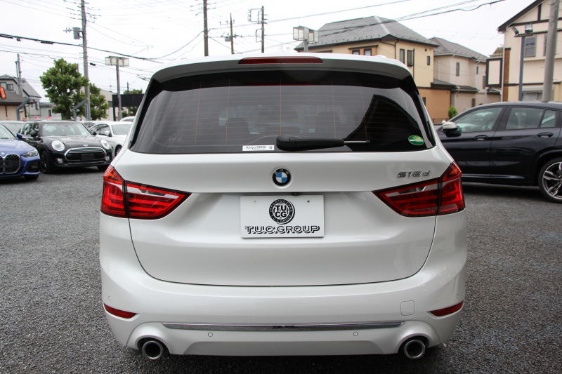 BMW 2シリーズ 218d ｸﾞﾗﾝﾂｱﾗｰ ﾗｸﾞｼﾞｭｱﾘｰ 最終ﾓﾃﾞﾙ 型式変更後3DA-6W20 3列7人乗り ADｱｸﾃｨﾌﾞｾｰﾌﾃｨ&ｺﾝﾌｫｰﾄP 追従ACC HUD ﾋｰﾀｰ黒革 電動ﾄﾗﾝｸ LEDﾍｯﾄﾞﾗｲﾄ ﾒﾓﾘｰ付電動ｼｰﾄ ﾀｯﾁ画面HDDﾅﾋﾞﾊﾟｰｷﾝｸﾞｱｼｽﾄ 2年保証