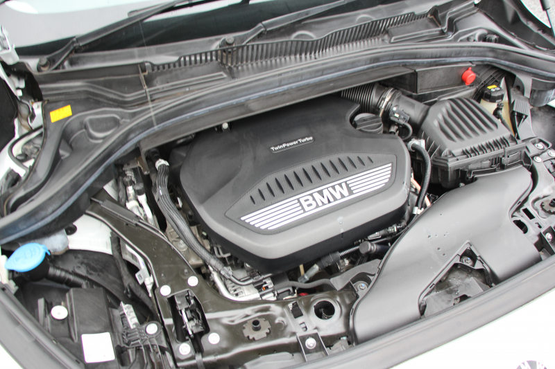 BMW 2シリーズ 218d ｸﾞﾗﾝﾂｱﾗｰ ﾗｸﾞｼﾞｭｱﾘｰ 最終ﾓﾃﾞﾙ 型式変更後3DA-6W20 3列7人乗り ADｱｸﾃｨﾌﾞｾｰﾌﾃｨ&ｺﾝﾌｫｰﾄP 追従ACC HUD ﾋｰﾀｰ黒革 電動ﾄﾗﾝｸ LEDﾍｯﾄﾞﾗｲﾄ ﾒﾓﾘｰ付電動ｼｰﾄ ﾀｯﾁ画面HDDﾅﾋﾞﾊﾟｰｷﾝｸﾞｱｼｽﾄ 2年保証