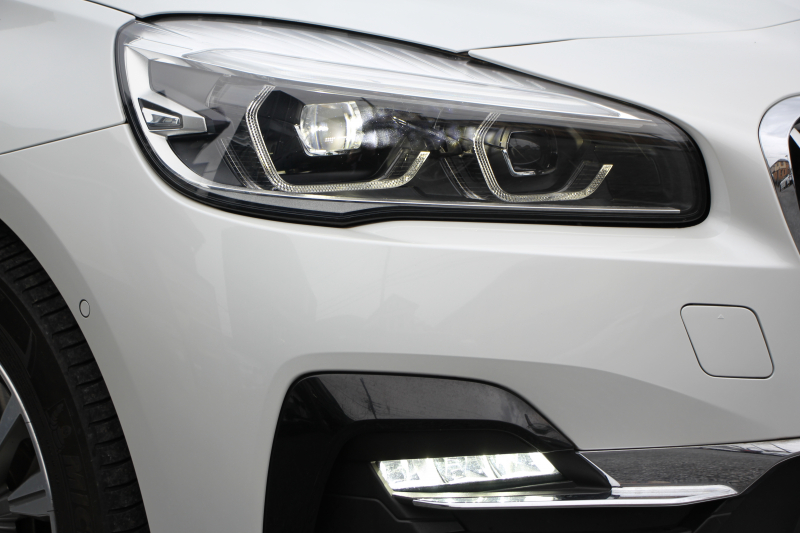 BMW 2シリーズ 218d ｸﾞﾗﾝﾂｱﾗｰ ﾗｸﾞｼﾞｭｱﾘｰ 最終ﾓﾃﾞﾙ 型式変更後3DA-6W20 3列7人乗り ADｱｸﾃｨﾌﾞｾｰﾌﾃｨ&ｺﾝﾌｫｰﾄP 追従ACC HUD ﾋｰﾀｰ黒革 電動ﾄﾗﾝｸ LEDﾍｯﾄﾞﾗｲﾄ ﾒﾓﾘｰ付電動ｼｰﾄ ﾀｯﾁ画面HDDﾅﾋﾞﾊﾟｰｷﾝｸﾞｱｼｽﾄ 2年保証