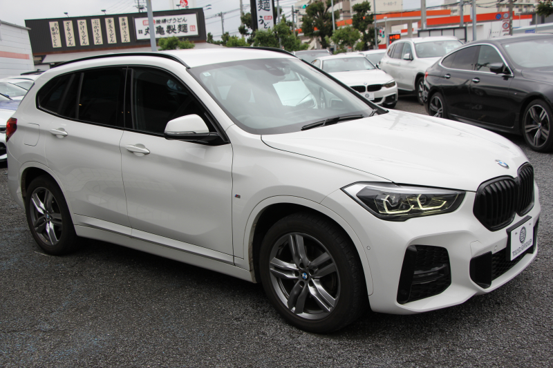 BMW X1 Xdrive18d Mｽﾎﾟｰﾂ 後期 ﾌｪｲｽﾘﾌﾄ後 追従ACC LEDﾍｯﾄﾞﾗｲﾄ&ﾃｰﾙ ﾀｯﾁﾊﾟﾈﾙ対応HDDﾅﾋﾞ新ﾒｰﾀｰ Bluetooth接続 Pｱｼｽﾄ 電動ﾄﾗﾝｸ 衝突軽減ﾌﾞﾚｰｷ 車線逸脱警告 歩行者警告 専用ｴｱﾛ 2年保証